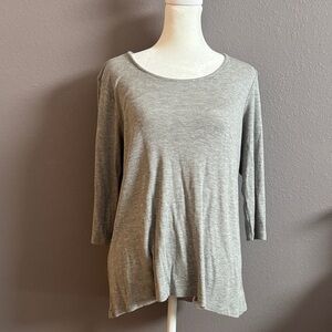NWT | Coin 1804 | Women’s Scoop Neck Button-Back Gray Top | Size Medium